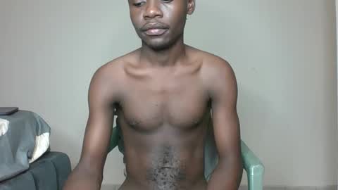 Snapshot of glane_ chatting on 5, 2, 2025 James online show from 5, 2, 2025