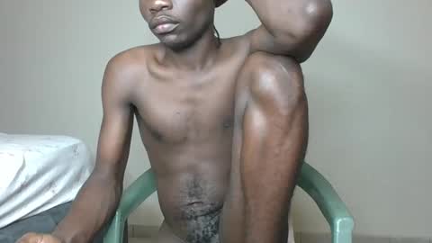 Snapshot of glane_ chatting on 18, 2, 2025 James online show from 18, 2, 2025