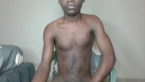 Snapshot of glane_ chatting on 24, 2, 2025 James online show from 24, 2, 2025