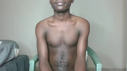 Snapshot of glane_ chatting on 24, 2, 2025 James online show from 24, 2, 2025