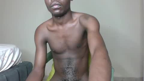 Snapshot of glane_ chatting on 11, 3, 2025 James online show from 11, 3, 2025