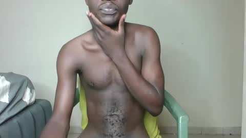 Snapshot of glane_ chatting on 6, 10, 2025 James online show from 6, 10, 2025