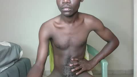 Snapshot of glane_ chatting on 25, 10, 2025 James online show from 25, 10, 2025