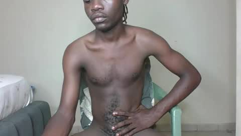 Snapshot of glane_ chatting on 3, 11, 2025 James online show from 3, 11, 2025