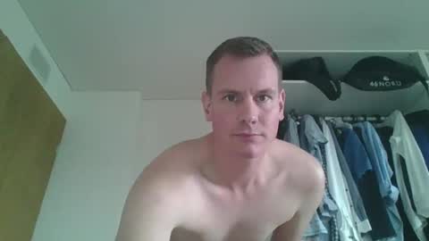 Snapshot of glen_1987 chatting on 13, 12, 2024 Mike 1987 online show from 13, 12, 2024