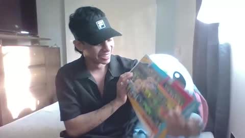 Snapshot of glen_connor_11 chatting on 13, 12, 2025 glen_connor_11 online show from 13, 12, 2025