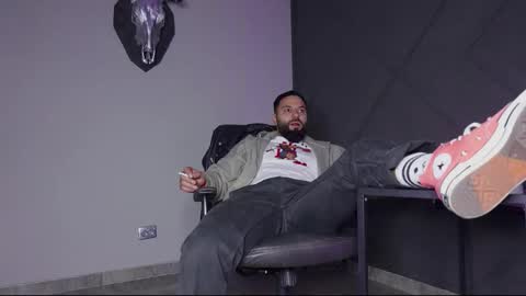 Matthew .. for short call me Matt online show from 17, 9, 2025