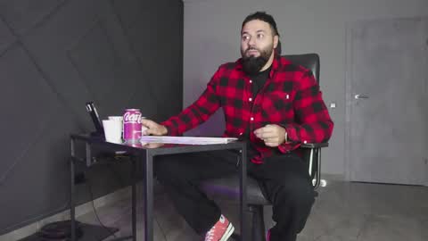 Matthew .. for short call me Matt online show from 4, 11, 2025