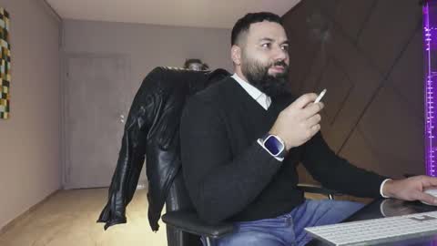 Matthew .. for short call me Matt online show from 5, 2, 2026