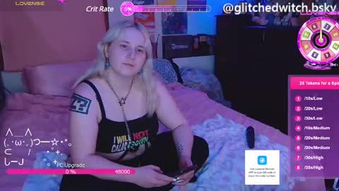 Glitch online show from 26, 1, 2025