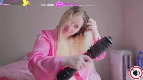 Glitch online show from 16, 10, 2025