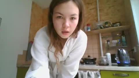 Snapshot of glitter_doll chatting on 13, 1, 2025 glitter_doll online show from 13, 1, 2025