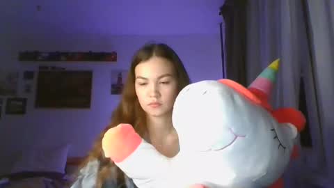 Snapshot of glitter_doll chatting on 17, 1, 2025 glitter_doll online show from 17, 1, 2025