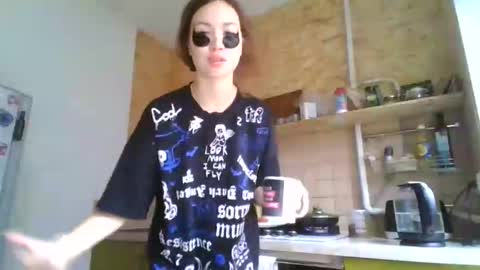 Snapshot of glitter_doll chatting on 30, 1, 2025 glitter_doll online show from 30, 1, 2025