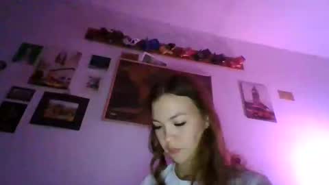 Snapshot of glitter_doll chatting on 31, 1, 2025 glitter_doll online show from 31, 1, 2025