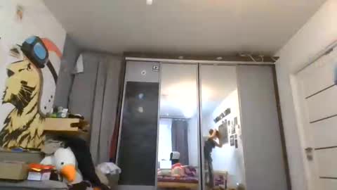 Snapshot of glitter_doll chatting on 5, 2, 2025 glitter_doll online show from 5, 2, 2025