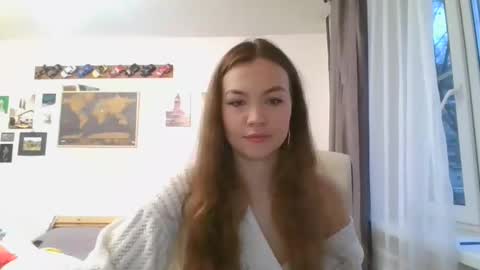 Snapshot of glitter_doll chatting on 1, 3, 2025 glitter_doll online show from 1, 3, 2025