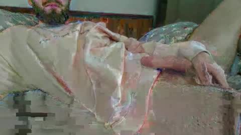 guybuzz online show from 22, 12, 2025