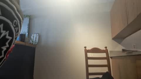 Snapshot of globalmovement chatting on 22, 2, 2025 globalmovement online show from 22, 2, 2025