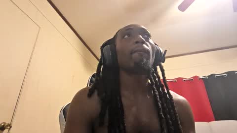 glomightyj online show from 17, 12, 2025