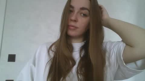 gloria954807 online show from 6, 2, 2026