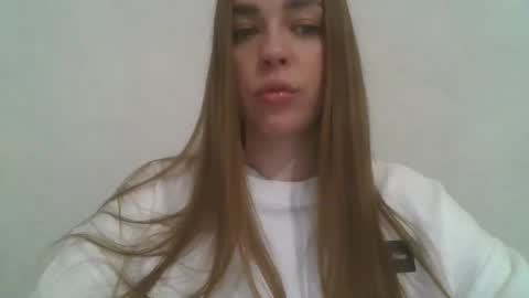 gloria954807 online show from 19, 3, 2026