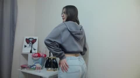 Snapshot of gloria_walker chatting on 6, 2, 2026 Gloria online show from 6, 2, 2026