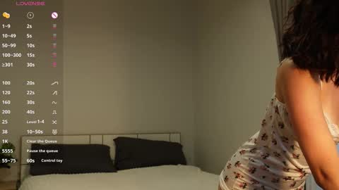 Snapshot of gloriamillss chatting on 24, 11, 2025 Gloria online show from 24, 11, 2025