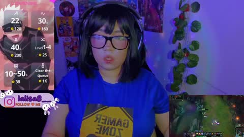 Snapshot of gloriette__ chatting on 21, 12, 2024 LALISA online show from 21, 12, 2024