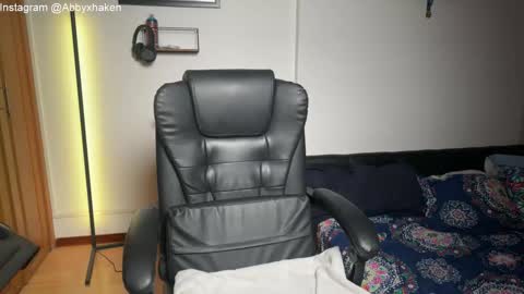 Snapshot of glossyabby chatting on 13, 9, 2025 Abby online show from 13, 9, 2025