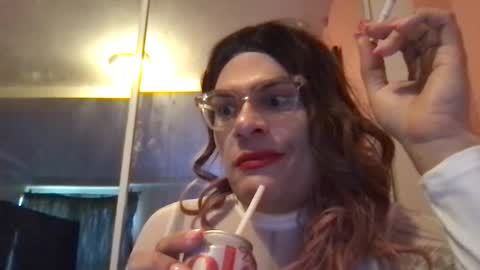 Snapshot of glow92 chatting on 21, 9, 2025 Glow Goddess online show from 21, 9, 2025