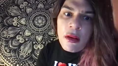 Snapshot of glow92 chatting on 30, 9, 2025 Glow Goddess online show from 30, 9, 2025