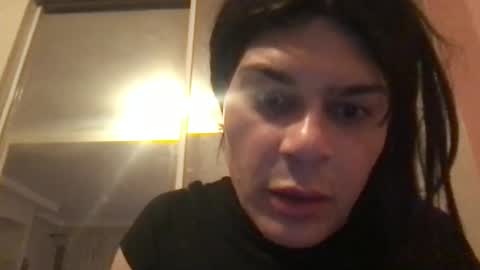 Snapshot of glow92 chatting on 17, 11, 2025 Glow Goddess online show from 17, 11, 2025