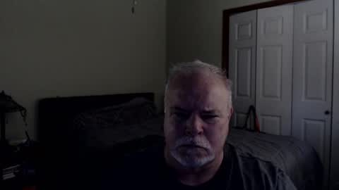 Snapshot of gmctruckguy chatting on 17, 10, 2025 gmctruckguy online show from 17, 10, 2025