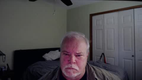 Snapshot of gmctruckguy chatting on 22, 5, 2026 gmctruckguy online show from 22, 5, 2026