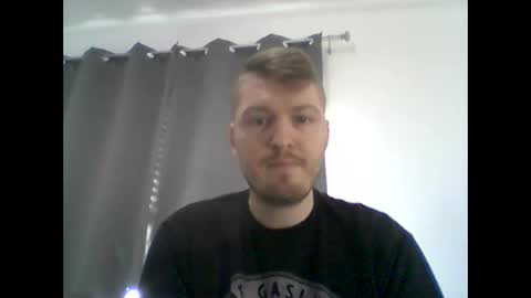 Snapshot of gmonay1331 chatting on 29, 11, 2025 gmonay1331 online show from 29, 11, 2025