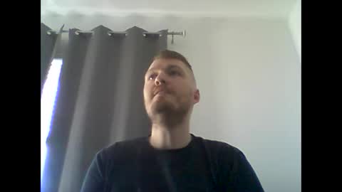 Snapshot of gmonay1331 chatting on 13, 12, 2025 gmonay1331 online show from 13, 12, 2025