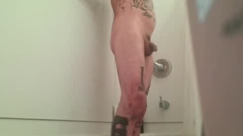 gnasty83 online show from 4, 10, 2025