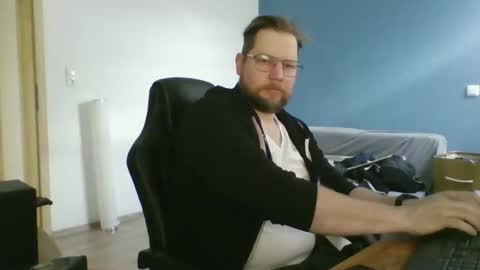 Snapshot of gnik_labinnah chatting on 3, 4, 2026 gnik_labinnah online show from 3, 4, 2026