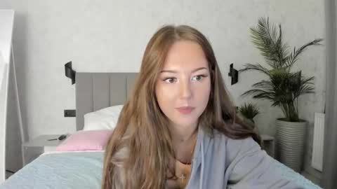 Lina online show from 30, 9, 2025