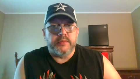 Snapshot of gobey33 chatting on 20, 7, 2026 IDKIDCIDGAF online show from 20, 7, 2026