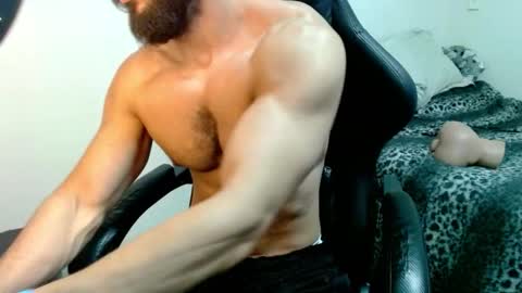 god hunkules online show from 16, 1, 2026