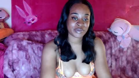 Snapshot of goddess_aaliyah chatting on 12, 1, 2025 goddess_aaliyah online show from 12, 1, 2025