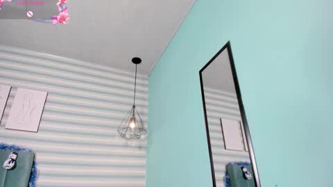 Snapshot of goddess_kianna chatting on 5, 12, 2025 Goddess Kianna online show from 5, 12, 2025