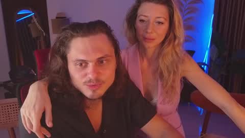   330 UTC2 girls   online show from 2, 3, 2025