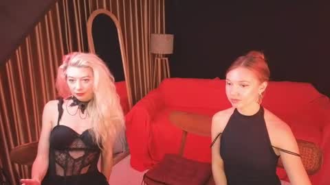   330 UTC2 girls   online show from 6, 6, 2026