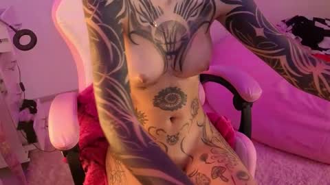 Snapshot of goddess_vee_ chatting on 14, 1, 2026 vee online show from 14, 1, 2026