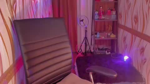 Barbie Brown online show from 10, 12, 2024