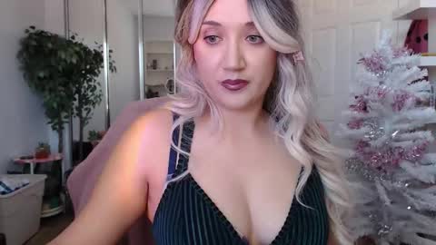 Goddess Emmy online show from 16, 12, 2025