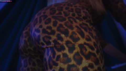 Snapshot of goddesseriss chatting on 1, 10, 2025 MesmErisse online show from 1, 10, 2025